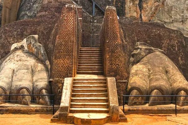 Echoes of the Ancient Kingdoms: A Legendary Journey Through Sri Lanka